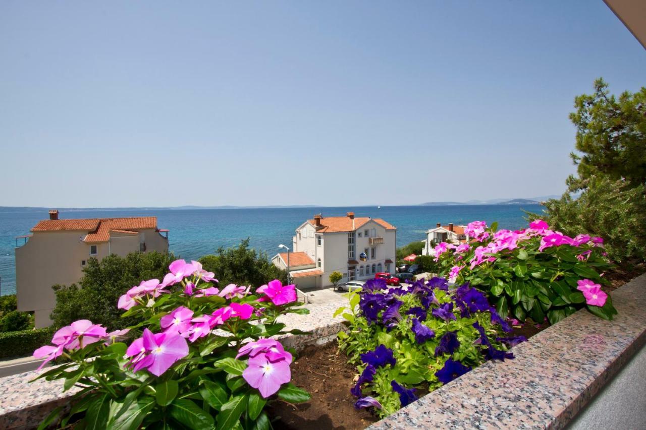 Apartment Topic Near The Beach Podstrana Exterior photo
