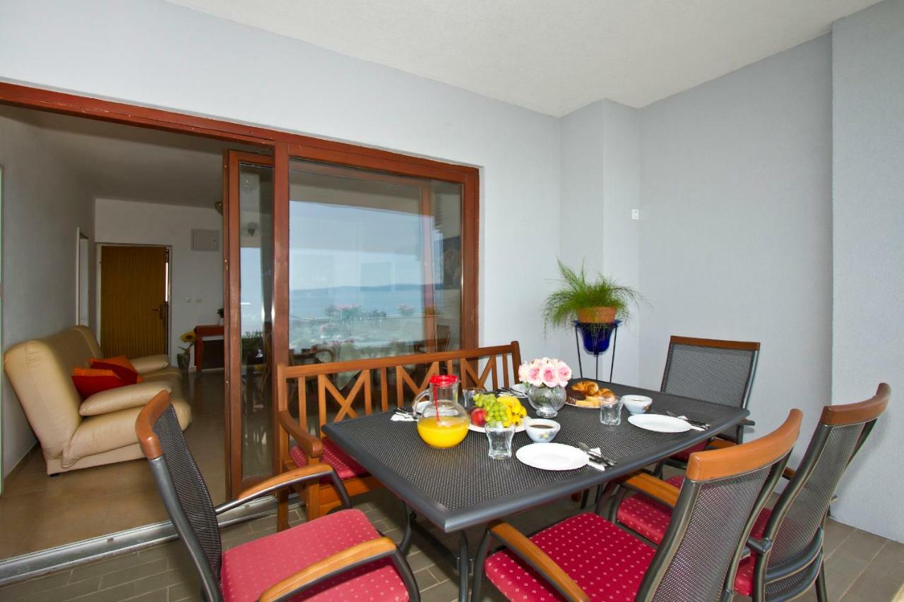 Apartment Topic Near The Beach Podstrana Exterior photo